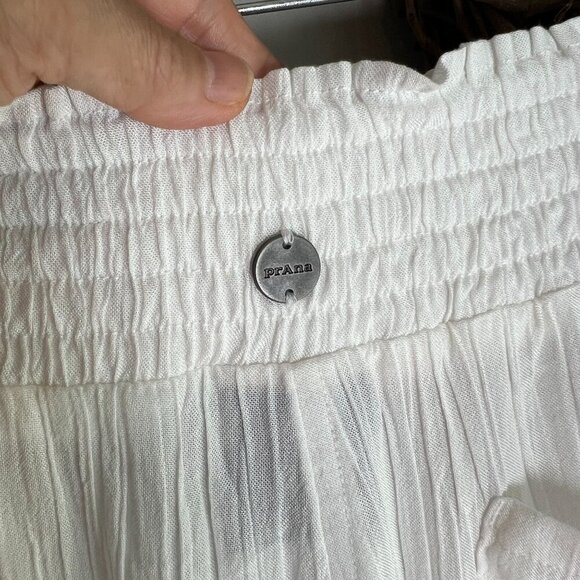 prAna Womens Semi Sheer FERNIE Crinkle Woven Shorts XTRA-LARGE XL in White - Picture 4 of 8
